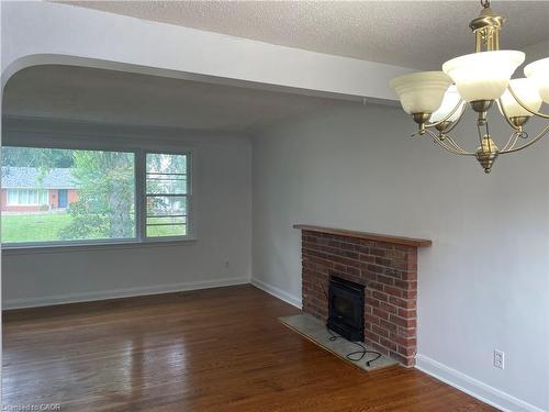 903 Danforth Place, Burlington, ON - Indoor With Fireplace