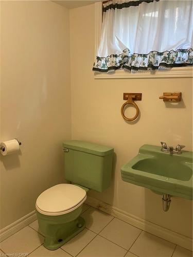 903 Danforth Place, Burlington, ON - Indoor Photo Showing Bathroom
