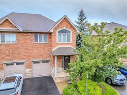 27-2282 Orchard Road  Burlington, ON L7L 0B5