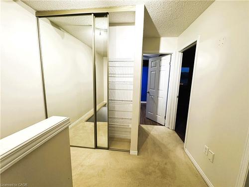 20 Daybreak Drive, London, ON - Indoor Photo Showing Other Room