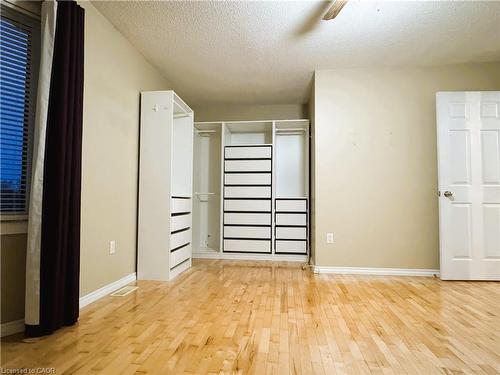 20 Daybreak Drive, London, ON - Indoor Photo Showing Other Room
