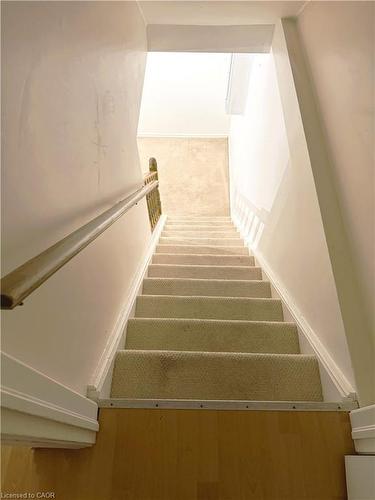 20 Daybreak Drive, London, ON - Indoor Photo Showing Other Room