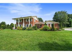 155 Clyde Street  Mount Forest, ON N0G 2L3