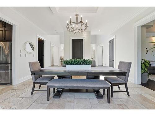 855 Avenue Road, Cambridge, ON - Indoor Photo Showing Dining Room
