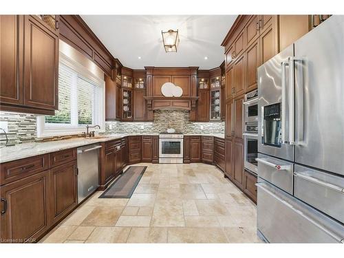 855 Avenue Road, Cambridge, ON - Indoor Photo Showing Kitchen With Upgraded Kitchen