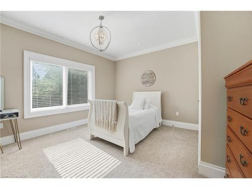 855 Avenue Road, Cambridge, ON - Indoor Photo Showing Bedroom