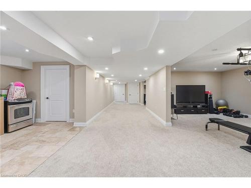 855 Avenue Road, Cambridge, ON - Indoor