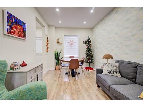 12 Baker Street, Hamilton, ON - Indoor