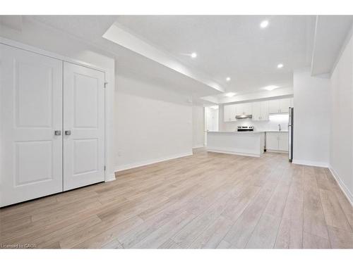 135 Reverie Way, Kitchener, ON - Indoor Photo Showing Other Room