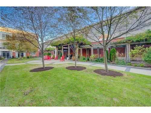 105-165 Duke Street E, Kitchener, ON - Outdoor