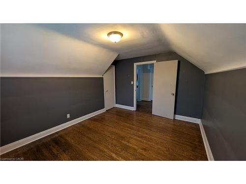 125 Auburn Avenue, Hamilton, ON - Indoor Photo Showing Other Room