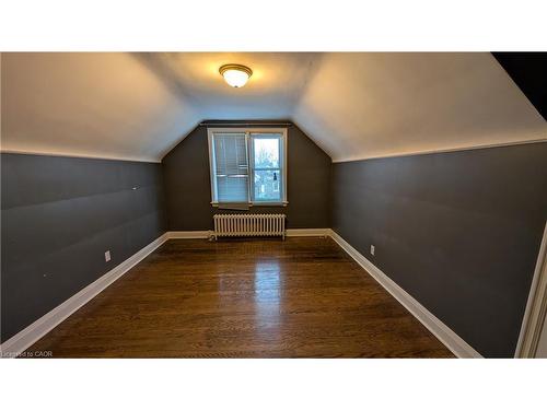 125 Auburn Avenue, Hamilton, ON - Indoor Photo Showing Other Room