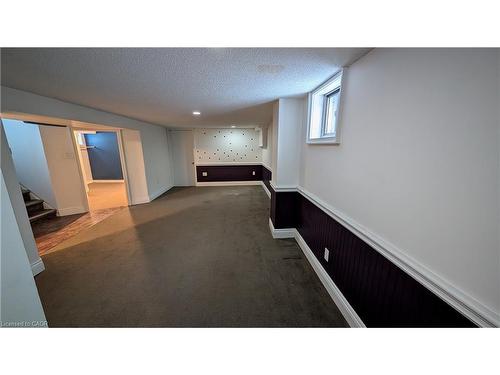 125 Auburn Avenue, Hamilton, ON - Indoor Photo Showing Other Room