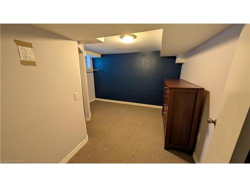 125 Auburn Avenue, Hamilton, ON - Indoor Photo Showing Other Room
