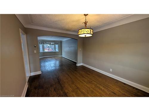 125 Auburn Avenue, Hamilton, ON - Indoor Photo Showing Other Room