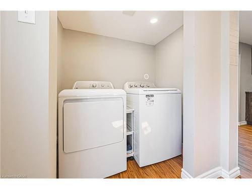 24 Rowanwood Street, Hamilton, ON - Indoor Photo Showing Laundry Room