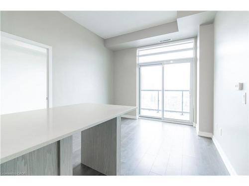 2401-55 Duke Street W, Kitchener, ON - Indoor Photo Showing Other Room