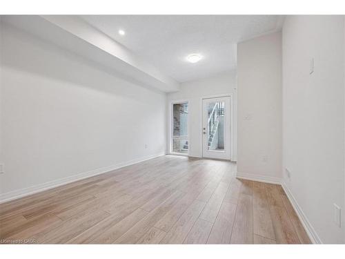 141 Reverie Way, Kitchener, ON - Indoor Photo Showing Other Room