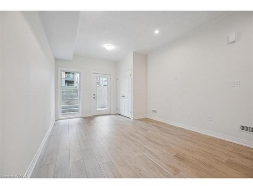 141 Reverie Way, Kitchener, ON - Indoor Photo Showing Other Room