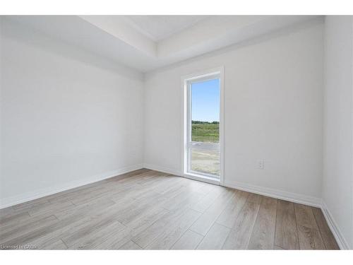 141 Reverie Way, Kitchener, ON - Indoor Photo Showing Other Room