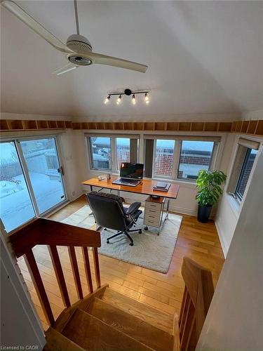 16 Park Street, Kitchener, ON - Indoor