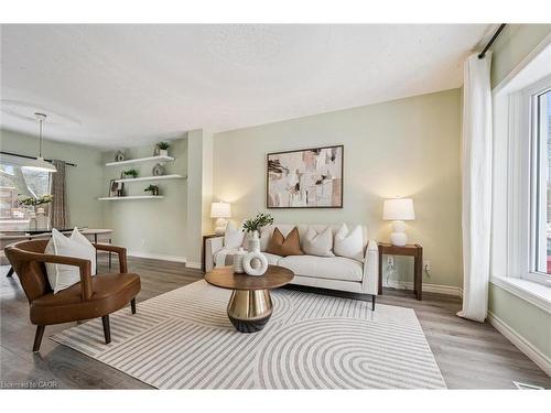 56 John Street W, Waterloo, ON - Indoor Photo Showing Living Room