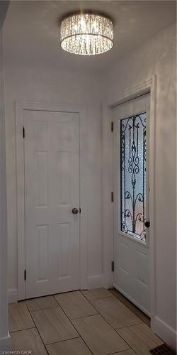 1-23 Fairview Avenue, Kitchener, ON - Indoor Photo Showing Other Room