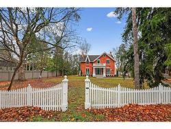 262 Main Street W Grimsby, ON L3M 1S4