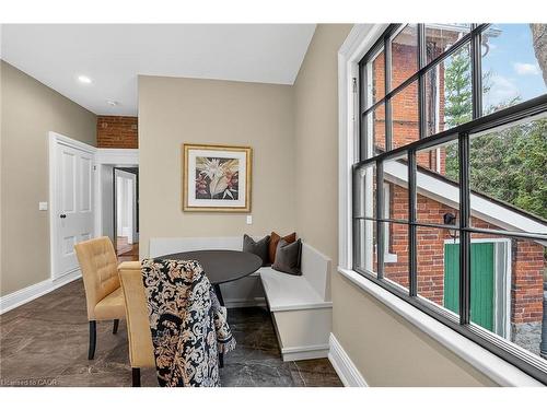 262 Main Street W, Grimsby, ON - Indoor