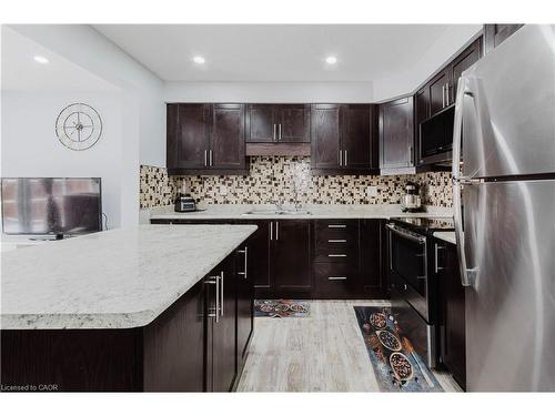 72 Rivertrail Avenue, Kitchener, ON - Indoor Photo Showing Kitchen With Double Sink With Upgraded Kitchen