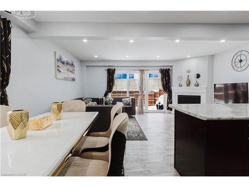 72 Rivertrail Avenue, Kitchener, ON - Indoor