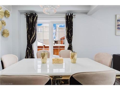 72 Rivertrail Avenue, Kitchener, ON - Indoor Photo Showing Dining Room