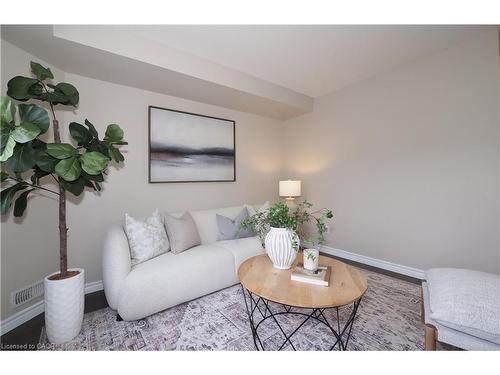 6C-388 Old Huron Road, Kitchener, ON - Indoor Photo Showing Living Room