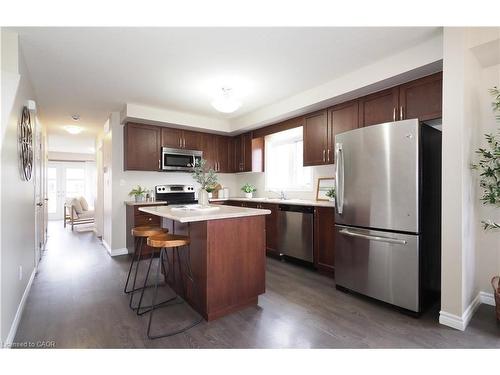 6C-388 Old Huron Road, Kitchener, ON - Indoor Photo Showing Kitchen