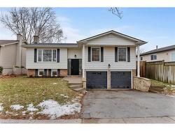 471 Sparling Crescent  Burlington, ON L7L 5J3
