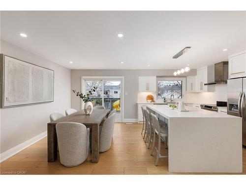 471 Sparling Crescent, Burlington, ON - Indoor Photo Showing Other Room