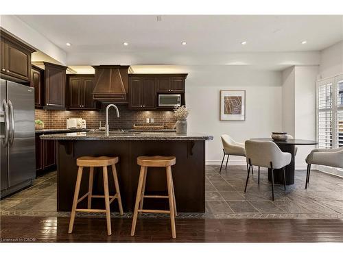 84 Forest Valley Crescent, Hamilton, ON - Indoor Photo Showing Kitchen With Stainless Steel Kitchen With Upgraded Kitchen