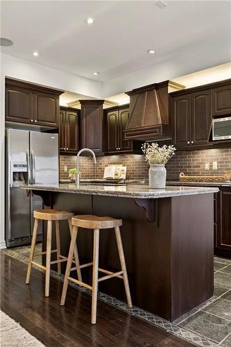 84 Forest Valley Crescent, Hamilton, ON - Indoor Photo Showing Kitchen With Stainless Steel Kitchen With Upgraded Kitchen