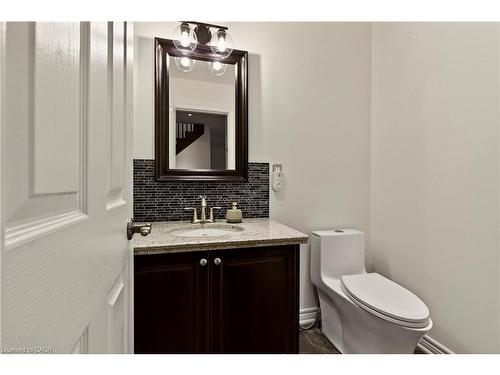 84 Forest Valley Crescent, Hamilton, ON - Indoor Photo Showing Bathroom