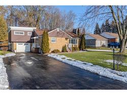 25 Charlton Crescent  Simcoe, ON N3Y 1A8