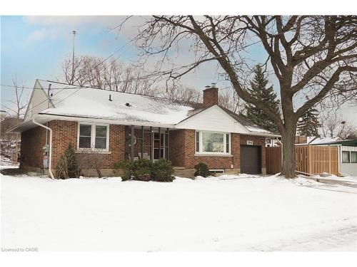 296 Dumfries Avenue  Kitchener, ON N2H 2E8