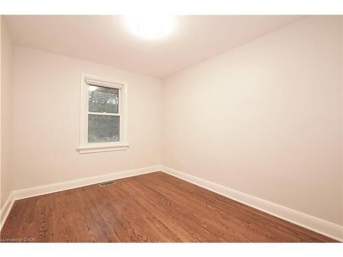 296 Dumfries Avenue, Kitchener, ON - Indoor Photo Showing Other Room