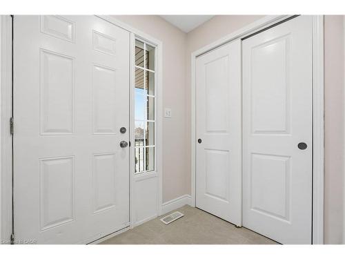 930 Zeller Crescent, Kitchener, ON - Indoor Photo Showing Other Room