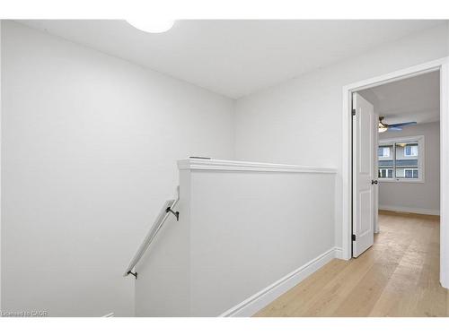 930 Zeller Crescent, Kitchener, ON - Indoor Photo Showing Other Room