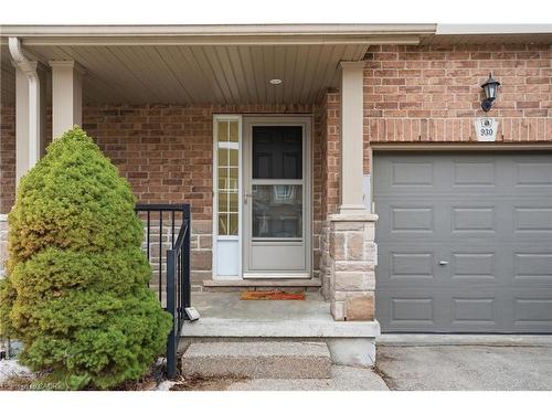 930 Zeller Crescent, Kitchener, ON - Outdoor With Exterior