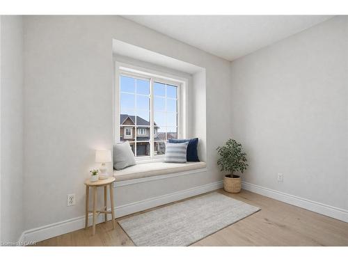 930 Zeller Crescent, Kitchener, ON - Indoor