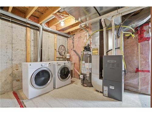 930 Zeller Crescent, Kitchener, ON - Indoor Photo Showing Laundry Room