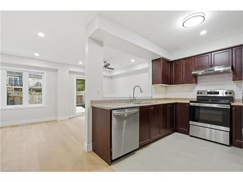 930 Zeller Crescent, Kitchener, ON - Indoor Photo Showing Kitchen