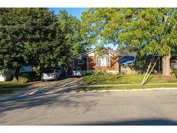 41 Alma Street N Guelph, ON N1H 5X2