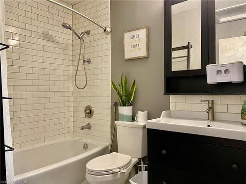 6 Adler Avenue, Hamilton, ON - Indoor Photo Showing Bathroom
